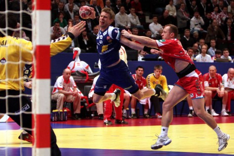 Testnevelés órákat is tartanak majd az új apátfalvi sportcsarnokban